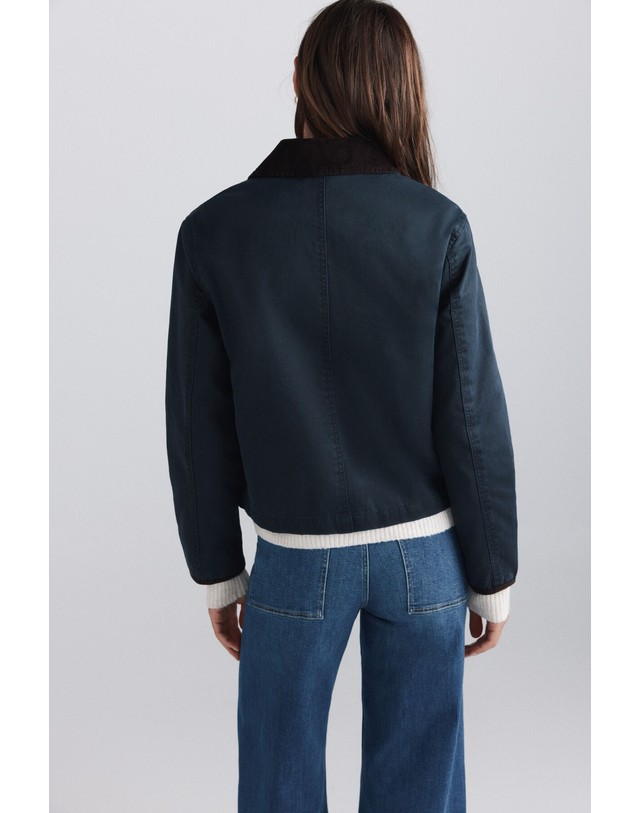 꼬르떼피엘 스프링필드 왁스 코듀로이 카라 크롭 자켓 8274206 AZUL 네이비 착용컷