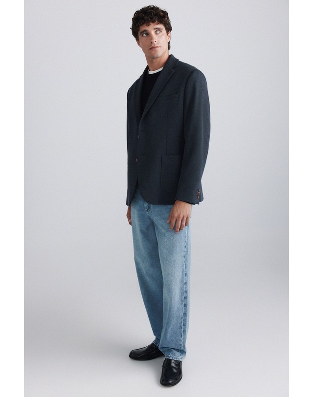 꼬르떼피엘 스프링필드 레귤러핏 테일러드 블레이저 4904075 AZUL 네이비 착용컷