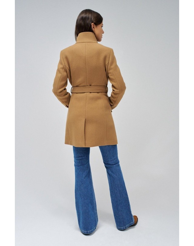꼬르떼피엘 살사진스 슬림핏 울 벨트 코트 6031232 BEIGE 카멜 착용컷