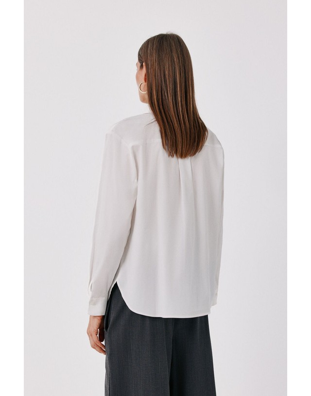 꼬르떼피엘 꼬르떼피엘 히든 버튼 레귤러 긴팔 셔츠 5704244 BLANCO 화이트 착용컷