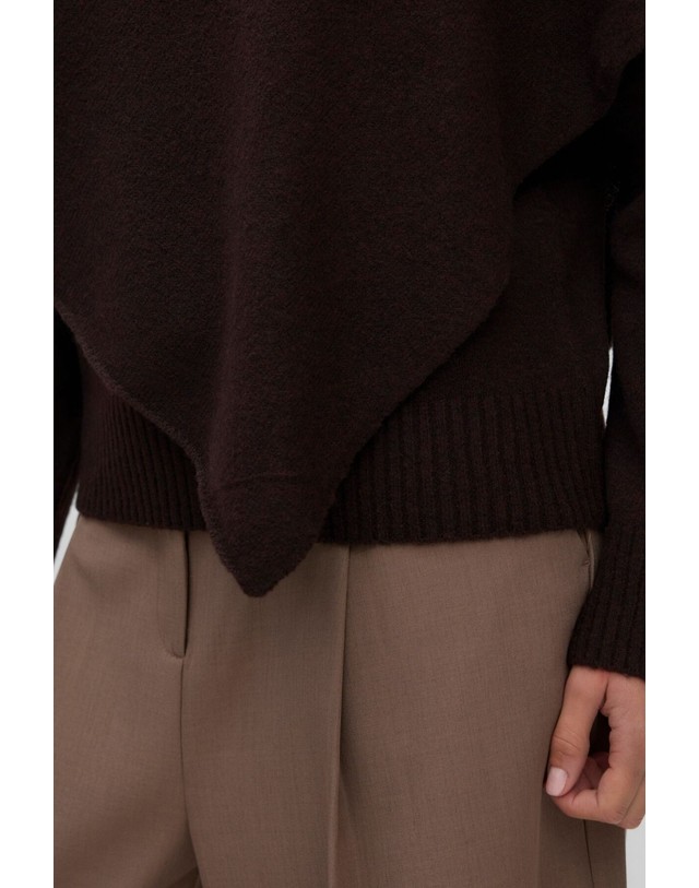 꼬르떼피엘 베로모다 케이프 하이넥 니트 스웨터 3764409 MARRON OSCURO 초콜릿 착용컷
