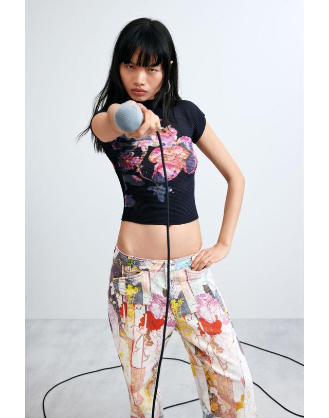 데시구알 데시구알 멀티컬러 프린트 벌룬 데님 팬츠 26WWDDX59019 ONE COLOR 착용컷