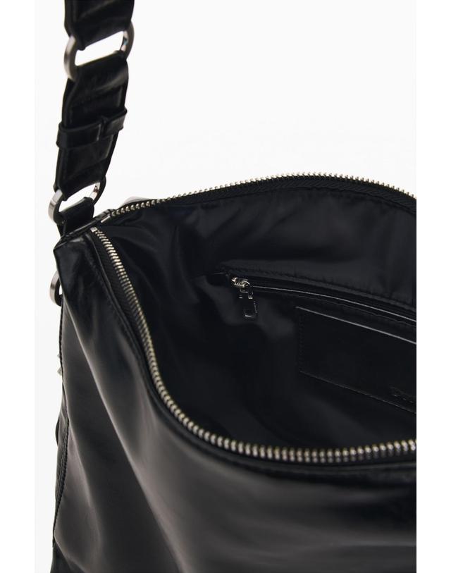 데시구알 데시구알 페이크 레더 지퍼 미디엄 숄더백 26WAXP662000 PLAIN BLACK 블랙 착용컷
