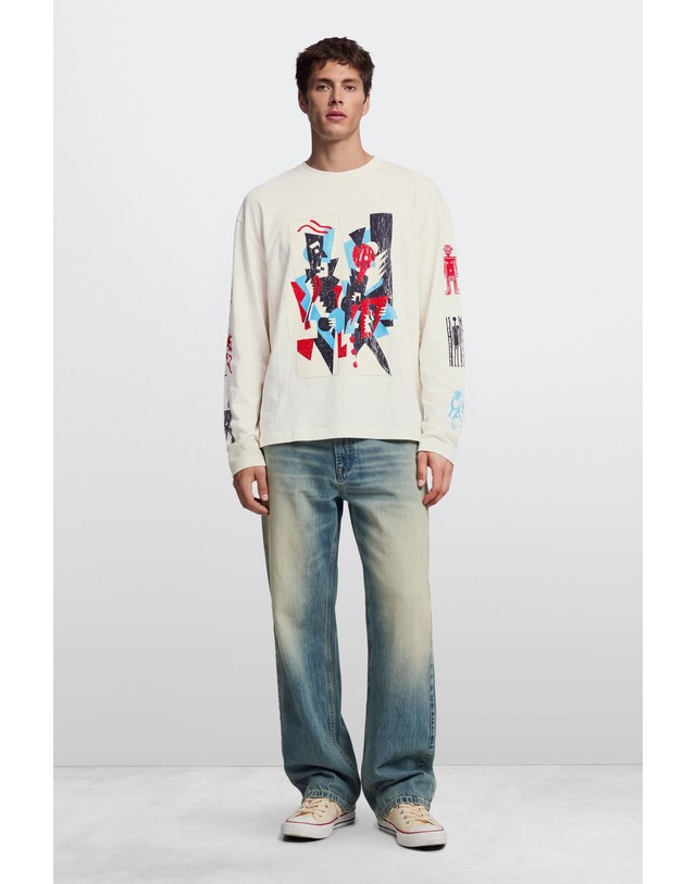 데시구알 데시구알 빈티지 프린트 크루넥 긴팔 티셔츠 26WMTKX11000 WHITE AND MULTICOLOUR 멀티컬러 착용컷
