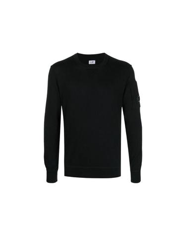 [해외직구] C P  컴퍼니 씨 아일랜드 스웨트셔츠 블랙   23SS 14CMKN127A004037A999