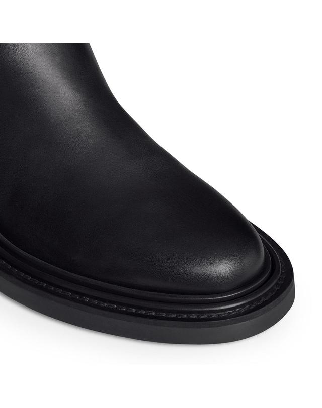 셀린느 [해외직구] 셀린느 Universite high boots in calfskin CEL5MXU7BCKJA11A00 착용컷