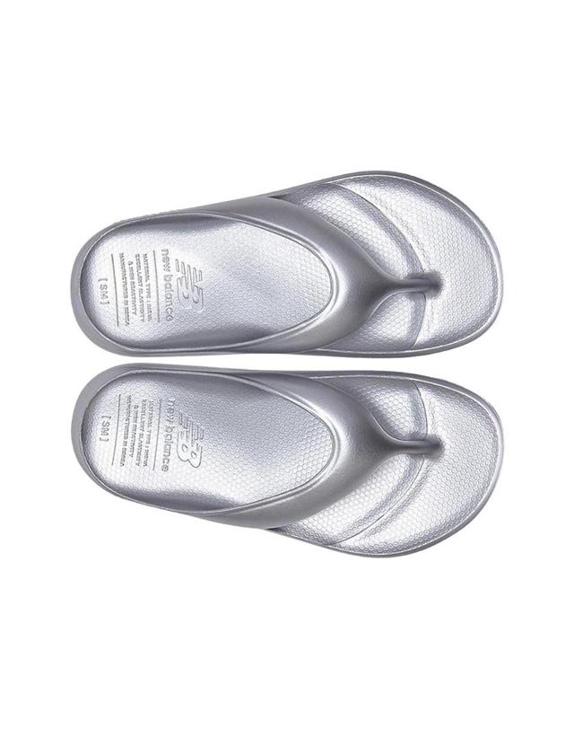 뉴발란스 [해외직구] 뉴발란스 플립플랍 실버 SD5601SI2 착용컷