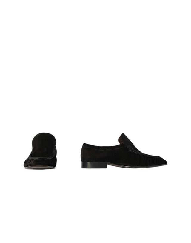 더로우 [해외직구] 더 로우 소프트 모카신 투 블랙 F2170L805BLK 착용컷