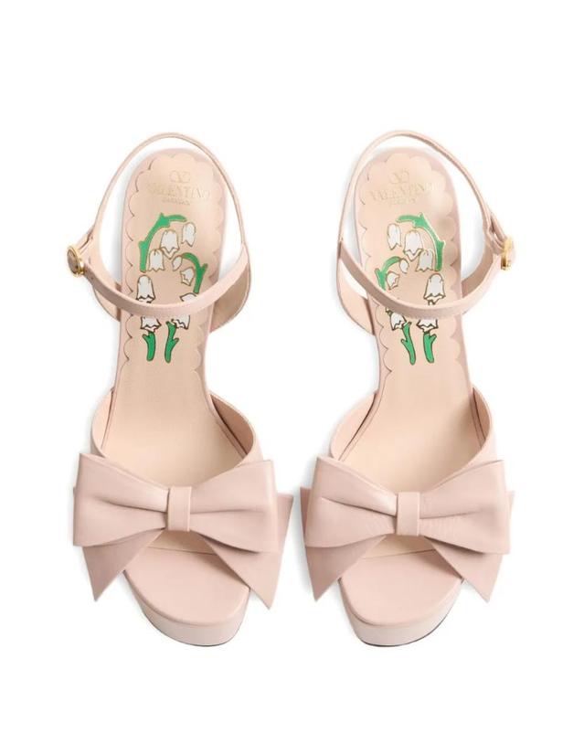 발렌티노 가라바니 발렌티노가라바니 [해외직구] Valentino Garavani 보와우 키드스킨 보우 디테일 플랫폼 샌들 130mm WS0QC5DDT 착용컷