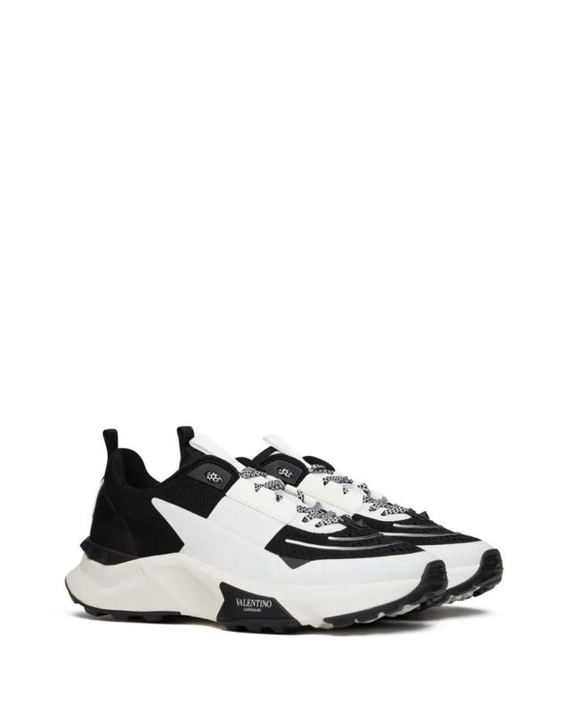 발렌티노 가라바니 발렌티노가라바니 [해외직구] Valentino Garavani 트루 액트 메시 러버라이즈드 패브릭 로우탑 스니커즈 S0H96PTN 착용컷