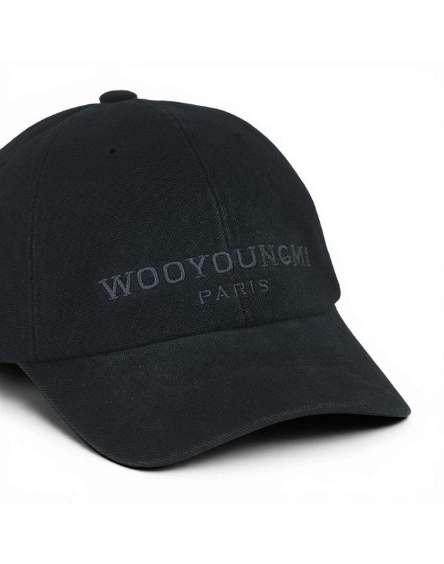 우영미 [해외직구] 우영미 다잉 로고 볼캡 네이비 26SS W261CA54978N 착용컷