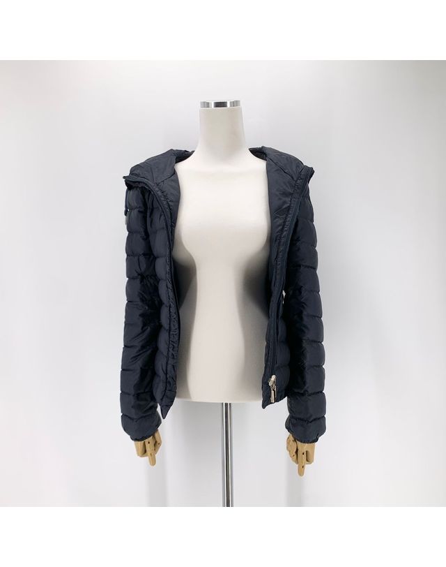 몽클레어 [중고명품] [중고명품] 몽클레르 경량 패딩 점퍼 네이비 사이즈 0 159672938 착용컷