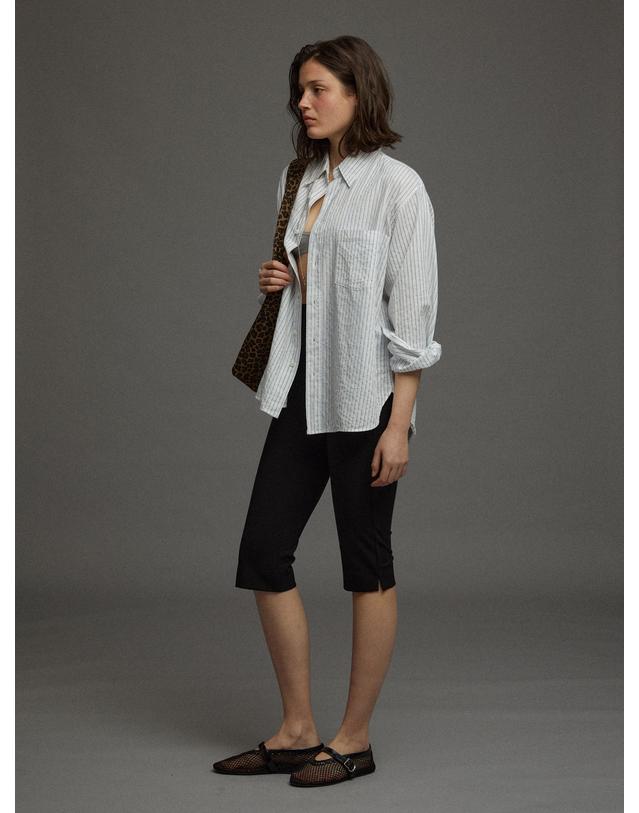 프리베일 PVIL Capri Shorts 착용컷