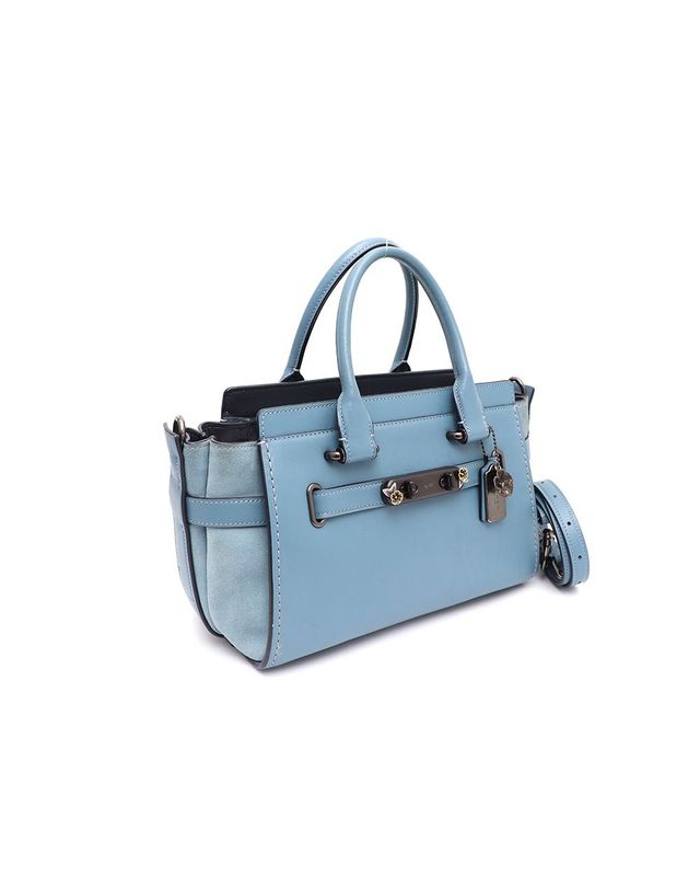 코치 [중고명품] [중고명품] 코치 스웨거 27 블루 토트백 147549698 착용컷