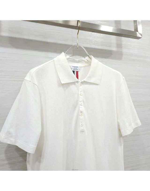 톰브라운 [중고명품] [중고명품] 톰브라운 삼선 PK 반팔 셔츠 사이즈 2 159178006 착용컷
