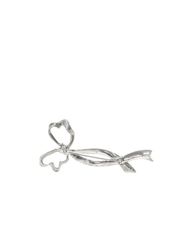 티파니 앤코 [중고명품] [중고명품] 티파니앤코 리본 실버 브로치 사이즈 8.5cm x 4cm 155500242 착용컷