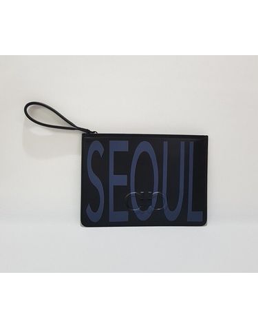 [중고명품] 페라가모 서울 그라피티 블랙 클러치백 67816061