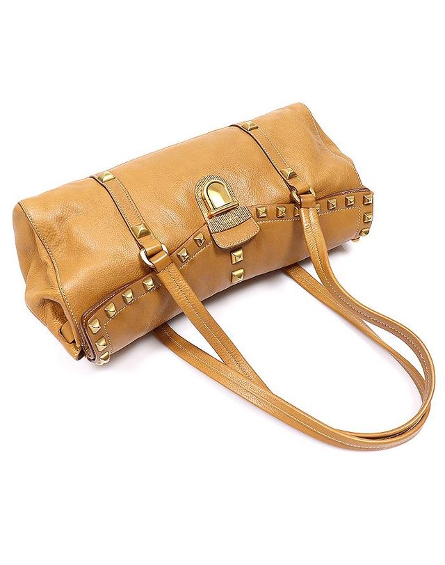 프라다 [중고명품] 프라다 중고 BR2574 브라운 비텔로 라이트 TUC 스터드 푸쉬락 토트백 161826107 착용컷