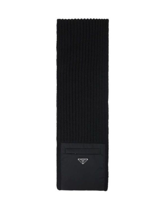 프라다 [명품] 프라다 삼각로고 나일론 포켓 울 머플러 블랙 2FS106 1WTO F0002 155587482 착용컷