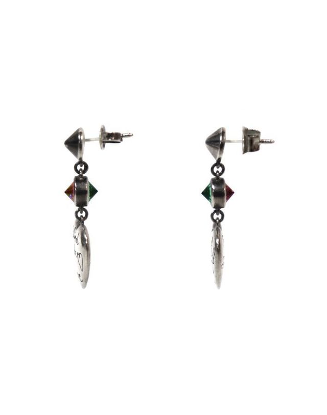 구찌 [중고명품] [중고명품] 구찌 블라인드 포 러브 실버 귀걸이 사이즈 1.3cm 159571920 착용컷