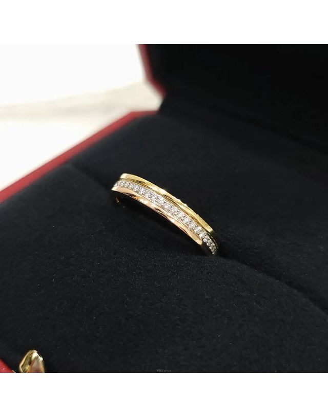 까르띠에 [중고명품] [중고명품] 까르띠에 방돔 루이 웨딩 밴드 화이트 골드 옐로우 골드 로즈 골드 다이아몬드 B40529 160681790 착용컷