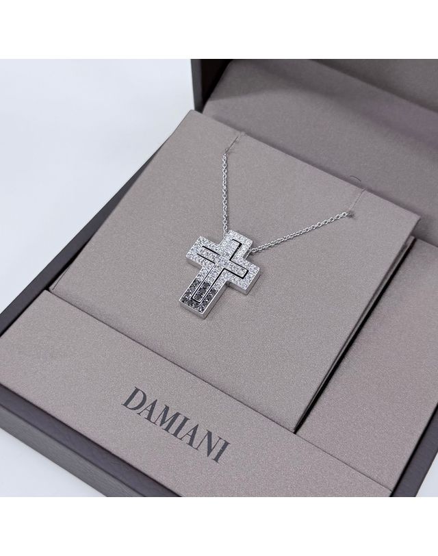 다미아니 [중고명품] 다미아니 [S+급/미디움] 26SS 벨에포크 18k 목걸이 블랙 다이아 161511177 착용컷