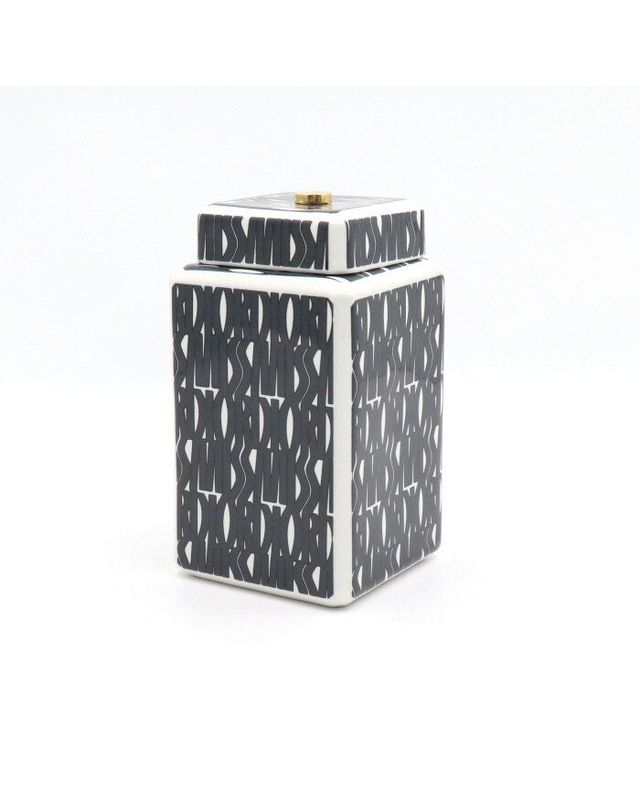 디올 [중고명품] [중고명품] 디올 세라믹 자르(화병) 가로 7.5CM 152900191 착용컷
