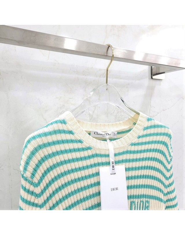 디올 [중고명품] [중고명품] 디올 리비에라 숏 슬리브 니트 아쿠아마린 42 444S15AM779 7564 163158738 착용컷