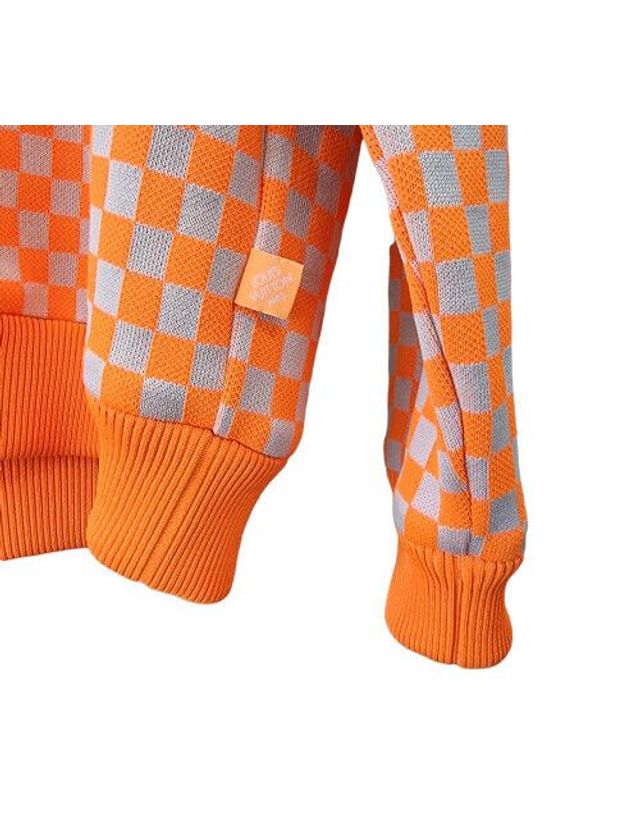 루이비통 [중고명품] [중고명품] 루이비통 오렌지 다미에 맨투맨 사이즈 L 31312938 착용컷