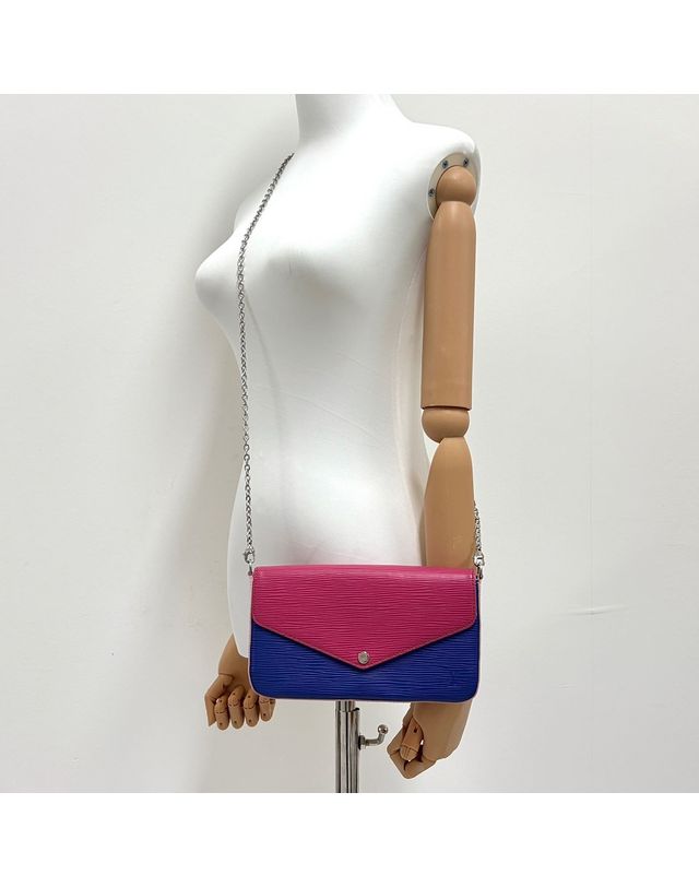 루이비통 [중고명품] [중고명품] 루이비통 앙프렝뜨 포쉐트 펠리시 체인 크로스백 레드 M64065 160321896 착용컷