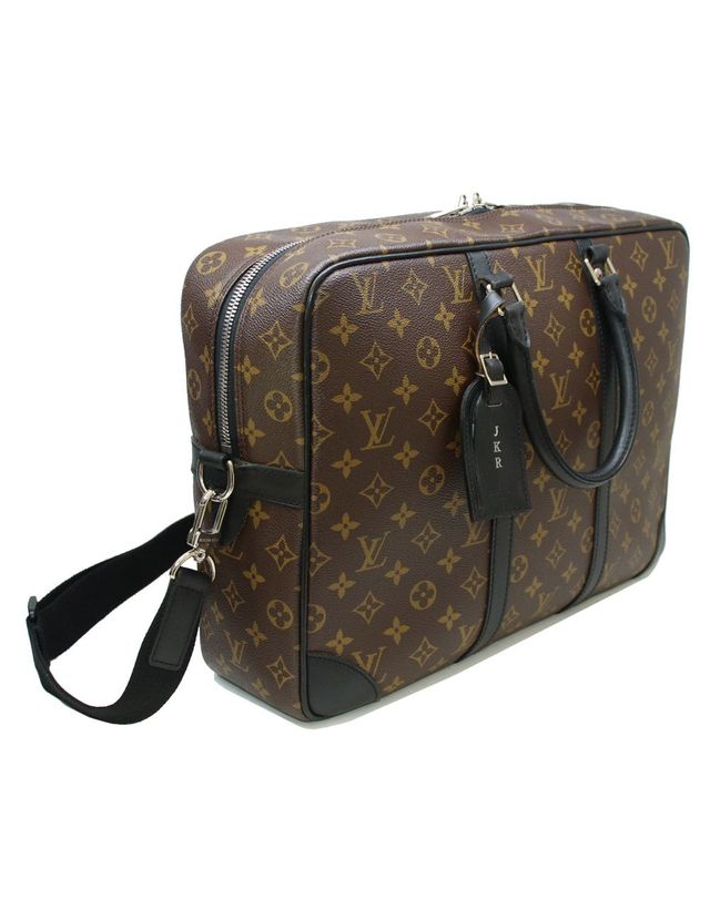 루이비통 [중고명품] [중고명품] 루이비통 귀한제품[상태굿굿굿] 포르테 다큐먼트 보야지 GM m40224 숄더및 서류가방 마카사 모노그램 162460402 착용컷
