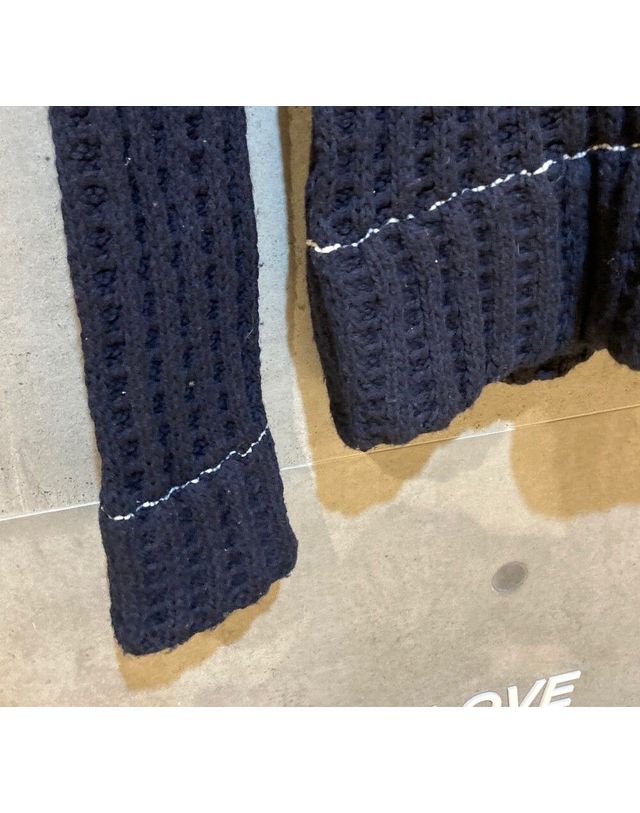 메종 마르지엘라 [중고명품] [중고명품] 메종마르지엘라 꽈배기 브이넥 울니트 네이비 사이즈 XS(95~98) 148410151 착용컷