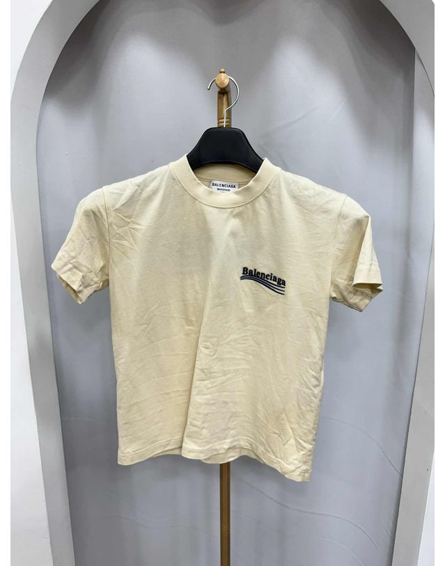 발렌시아가 [중고명품] [중고명품] 발렌시아가 웨이브로고 자수 반팔티 사이즈 M 147586476 착용컷
