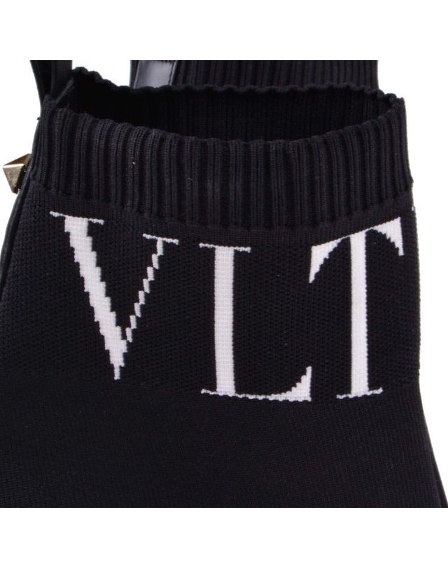 발렌티노 [중고명품] [중고명품] 발렌티노 VLTN 삭스 앵클 부츠 18368563 착용컷