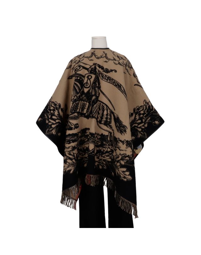 버버리 [중고명품] [중고명품] 버버리 이퀘스트리안 나이트 울 케이프 남성 8074875 154681477 착용컷