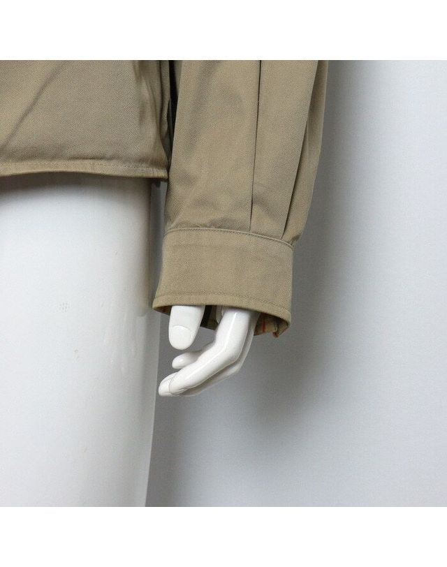 버버리 [중고명품] [중고명품] 버버리 클래식 베이지 코튼 혼합 블루종 자켓 사이즈 68cm 160838587 착용컷