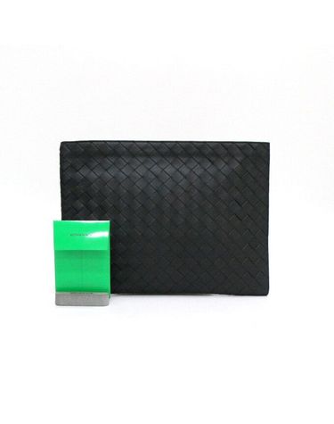 [중고명품] 보테가베네타 인트레치아토 하프 지퍼 도큐먼트 케이스 클러치백 가로 33CM / 세로 24.5CM / 폭 2CM 152316047