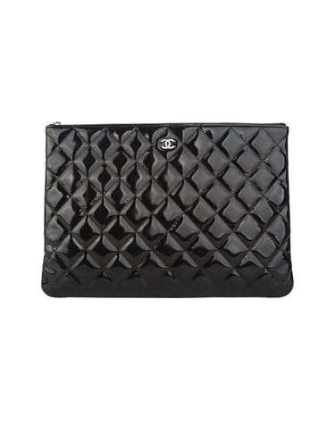 [중고명품] 샤넬 A82045 페이던트 은장 CC 뉴미듐 클러치백 135866623