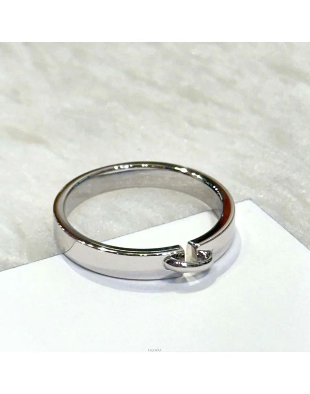 쇼메 [중고명품] [중고명품] 쇼메 중고 61호 WG 리앙 에비당스 반지 4MM 080224J100201 162526004 착용컷