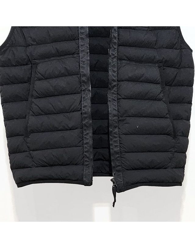 스톤아일랜드 [중고명품] [중고명품] 스톤아일랜드 로고 다운 패딩 베스트 사이즈 M 129291322 착용컷