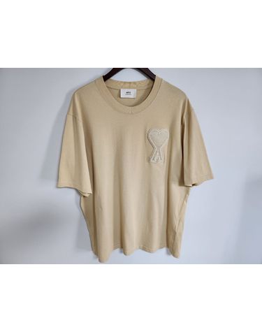 [중고명품] 아미 빅하트 자수 남성 반팔티 사이즈 L 136220687