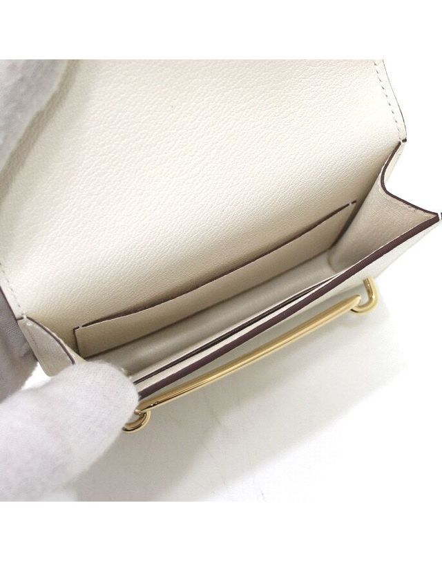 에르메스 [중고명품] [중고명품] 에르메스 미조레 고트스킨 슬림 반지갑 사이즈 12.7cm x 10.7cm x 3cm 152895878 착용컷