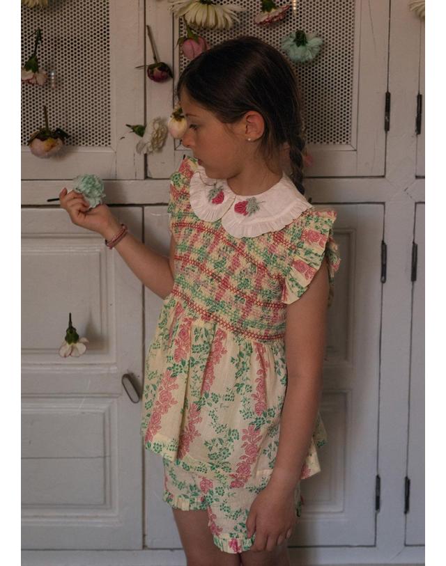 바챠 바챠 26SS 아동 블라우스&팬츠 셋업 Sunbeam Blouse&pants set SS26SUNBEAM 착용컷