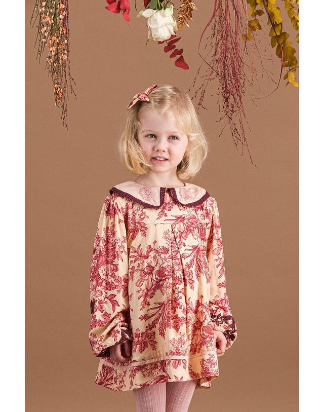 바챠 바챠 25FW 아동 블라우스 Mon Cœur AW25MONCOEU_SWHRTPR 착용컷