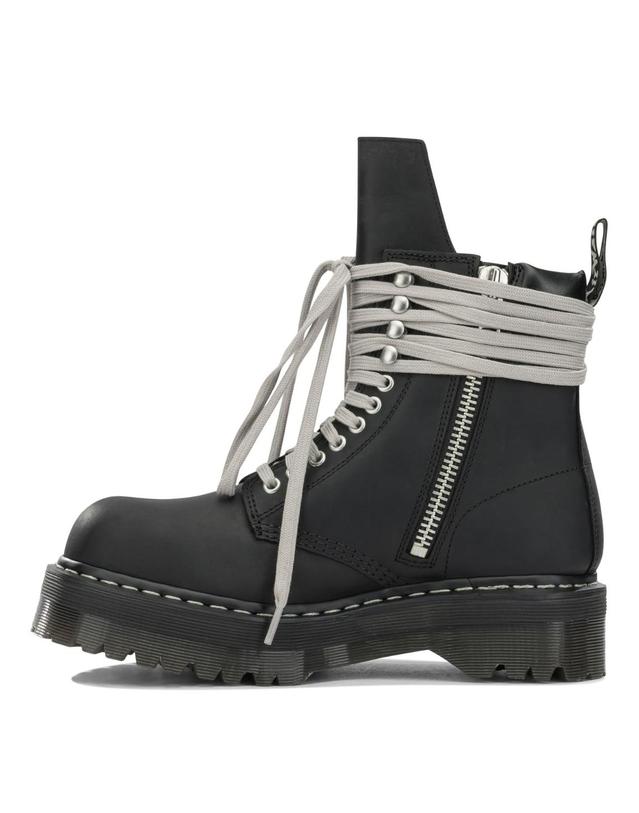 릭오웬스 [해외직구][V90]릭오웬스 DM02F1813300109 남성 바이커부츠 첼시부츠 Rick Owens x Dr Martens Quad Sole Steel Zip Up Ankle Boots 착용컷