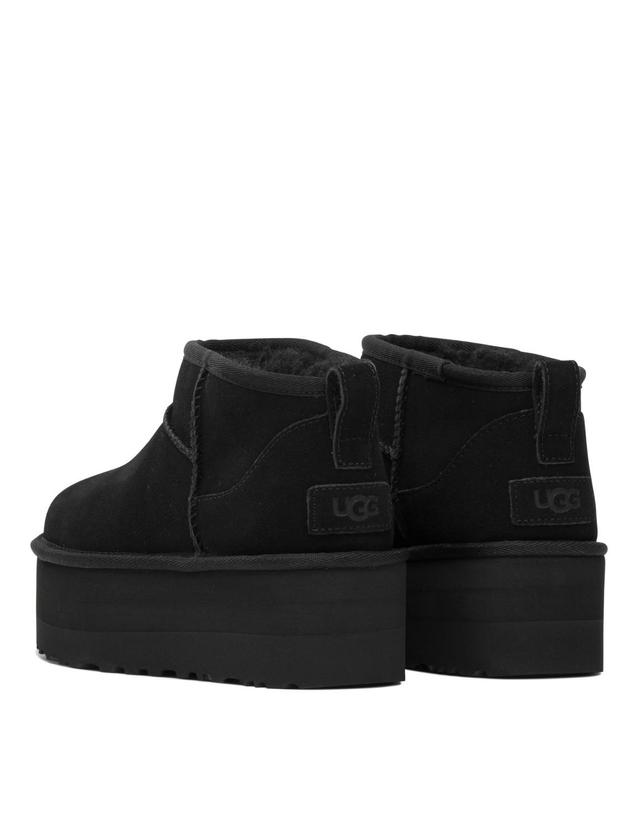 어그 [해외직구][V90]어그 1135092BLK 여성 부츠 앵클부츠 Classic Ultra Mini Platform Pull On Ankle Boots 착용컷