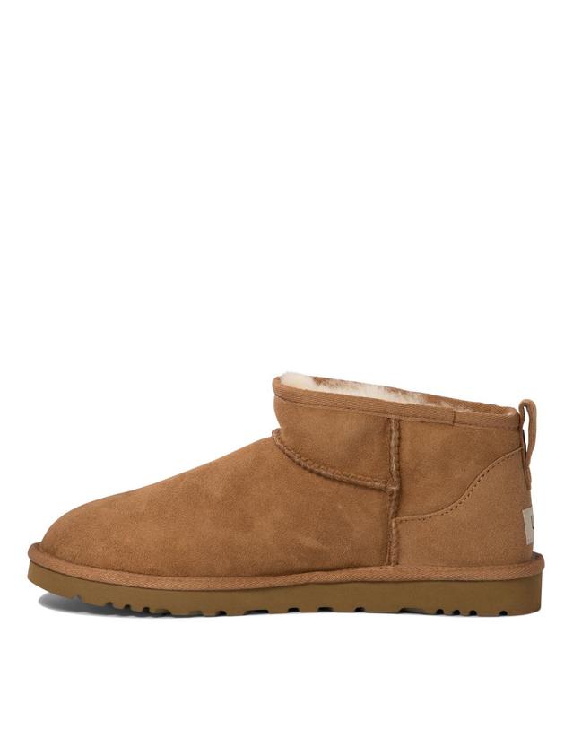 어그 [해외직구][V90]어그 1137391CHE 남성 부츠 첼시부츠 바이커부츠 Classic Ultra Mini Pull On Ankle Boots 착용컷