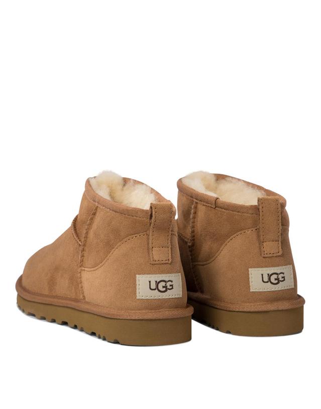 어그 [해외직구][V90]어그 1137391CHE 남성 부츠 첼시부츠 바이커부츠 Classic Ultra Mini Pull On Ankle Boots 착용컷