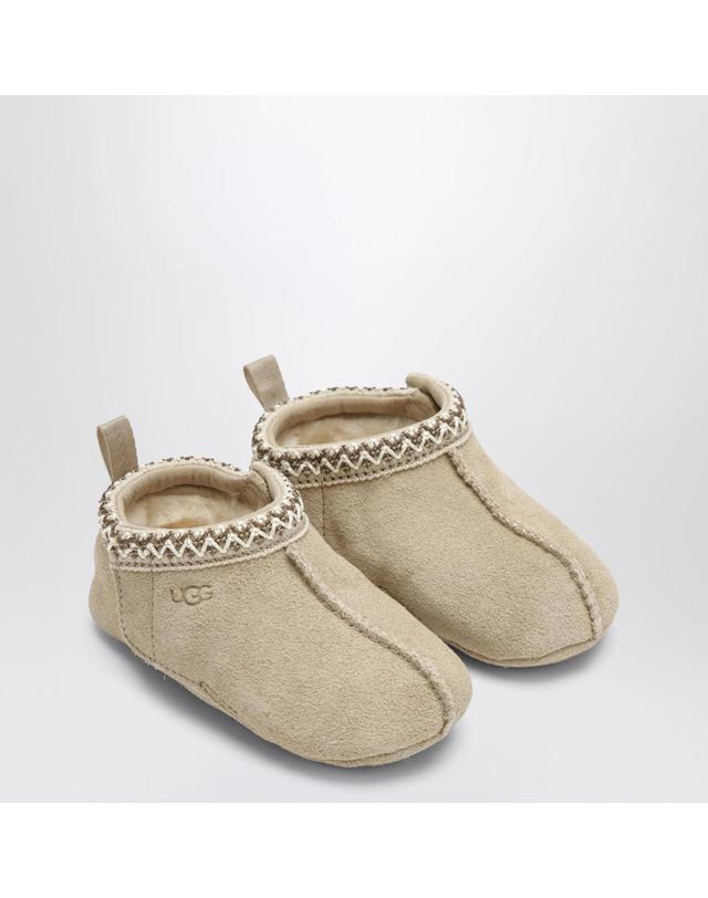 어그 [해외직구][T56]어그 1180294ISUE Beige 키즈 신발 남아 여아 착용컷