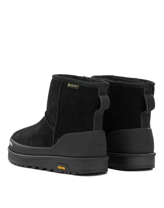 어그 [해외직구][V90]어그 1180196BLK 남성 부츠 첼시부츠 바이커부츠 Classic Mini Guard GTX Pull On Ankle Boots 착용컷
